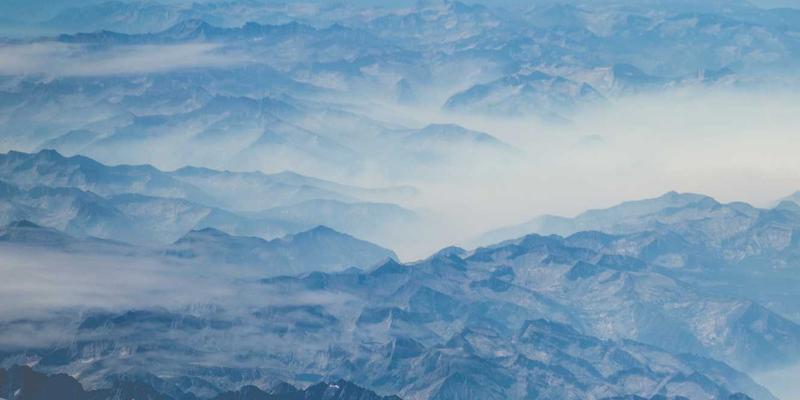 怀旧游戏复兴：从资讯热潮到社区共鸣背后的文化消费心理