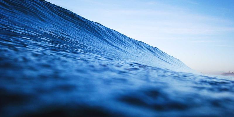 游戏100:一站式游戏生态平台,打造资讯、社区与攻略的完美闭环